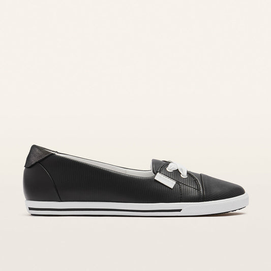 Hannah III Black Emboss