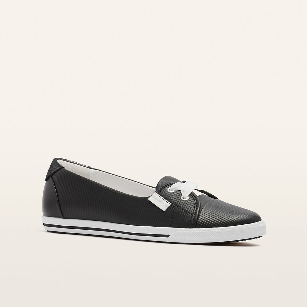Hannah III Black Emboss