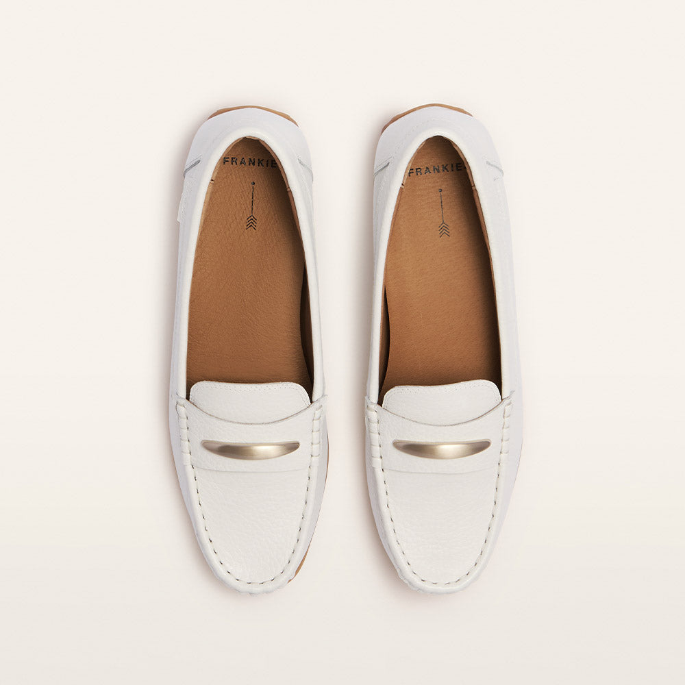 Foxx White Pebbled
