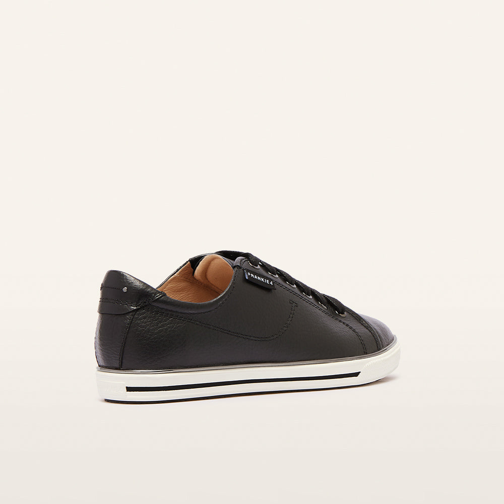 Nat III Black/White