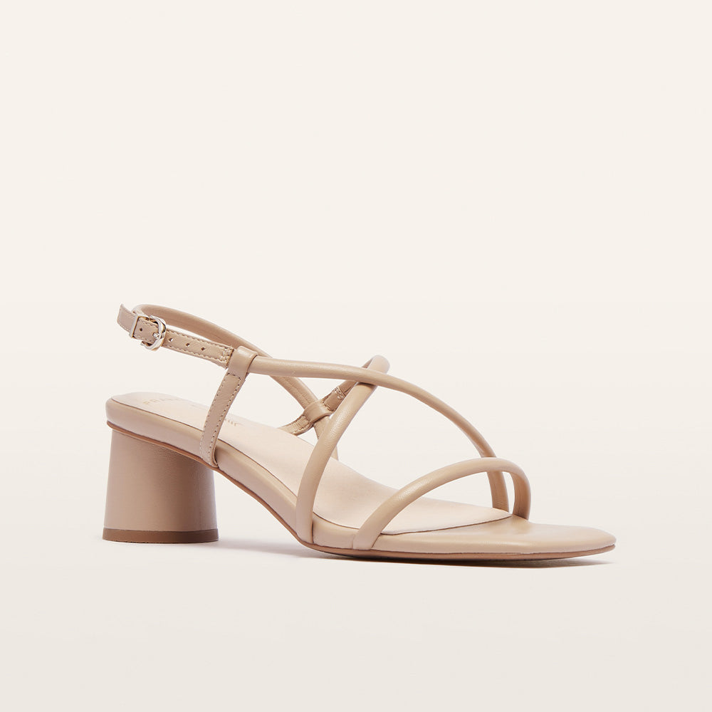 Lottie Sand