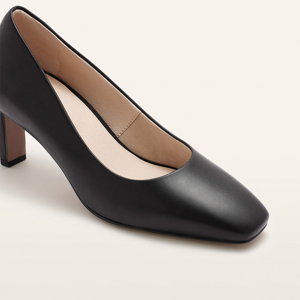 Amara Black
